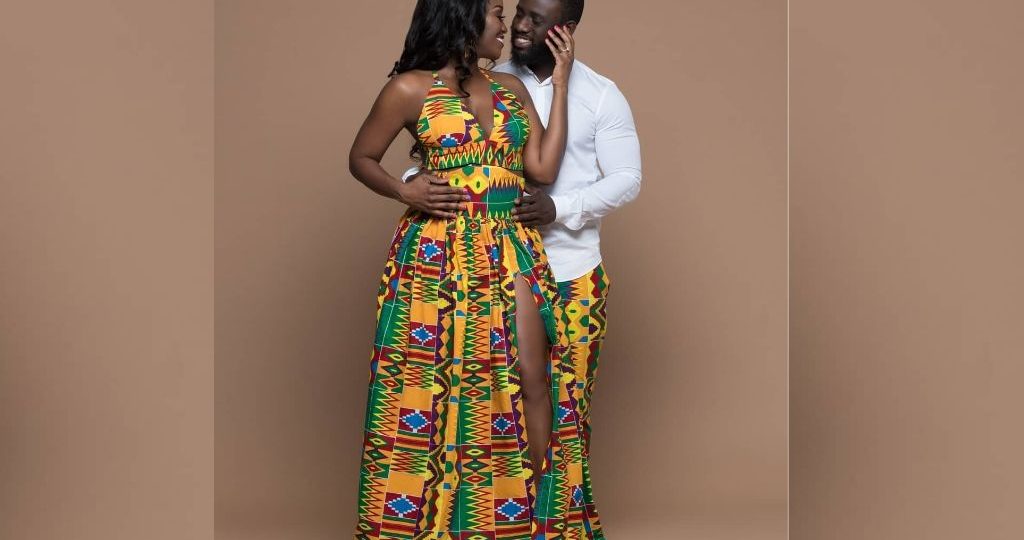 african-couple-in-kente-clothes-couple-africain-en-kente-african-couple-with-traditional-clothes-kemi-couple-african-attire-african-outfit
