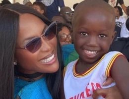 DZALEU.COM : African Lifestyle Magazine Black celebrities : Naomi Campbell Fashion For Relief Caritative Organisation & Seed Project