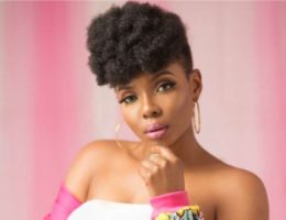Coiffure stars africaines - Yemi Alade, chanteuse nigériane