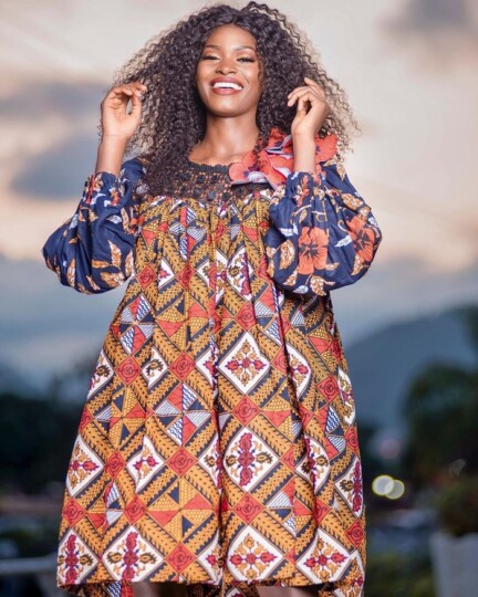 Désirée Babassagana, finaliste Miss Cameroun 2020, en robe kaba