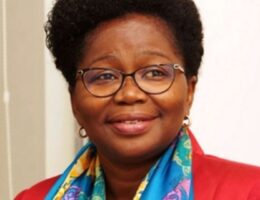 Victoire Sidémého Tomegah Dogbé première femme Premier ministre au Togo