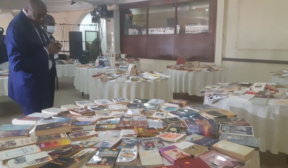 Cameroun Bourse du livre à Yaoundé par Ferdinand Nana Payong