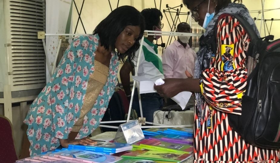 Cameroun Bourse du livre : Salon du manuel scolaire à Yaoundé Omnisport